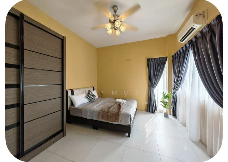 Kondominium untuk Disewa di Treetops Residence - Lee Muzi - Bedroom - PropertyGuru.com.my