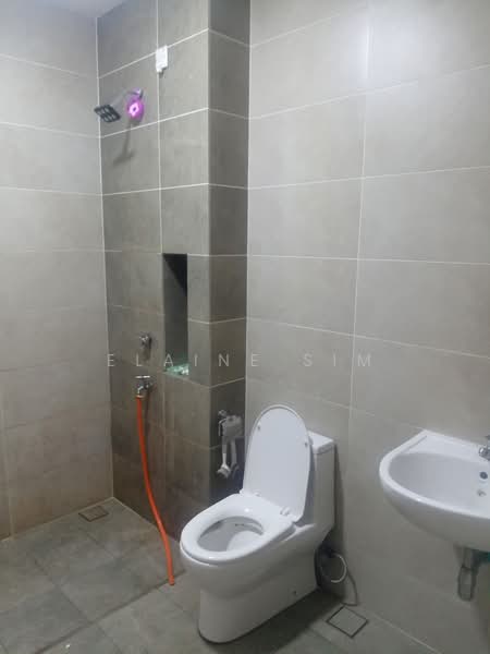 Terraced House for Sale in Bandar Putra (Kulai) - Elaine Sim - Bathroom - PropertyGuru.com.my