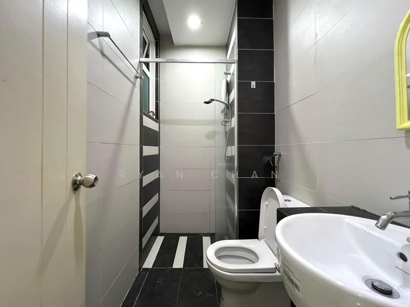 Service Residence for Rent at Centra Residences - Ryan Chan - Bathroom - PropertyGuru.com.my
