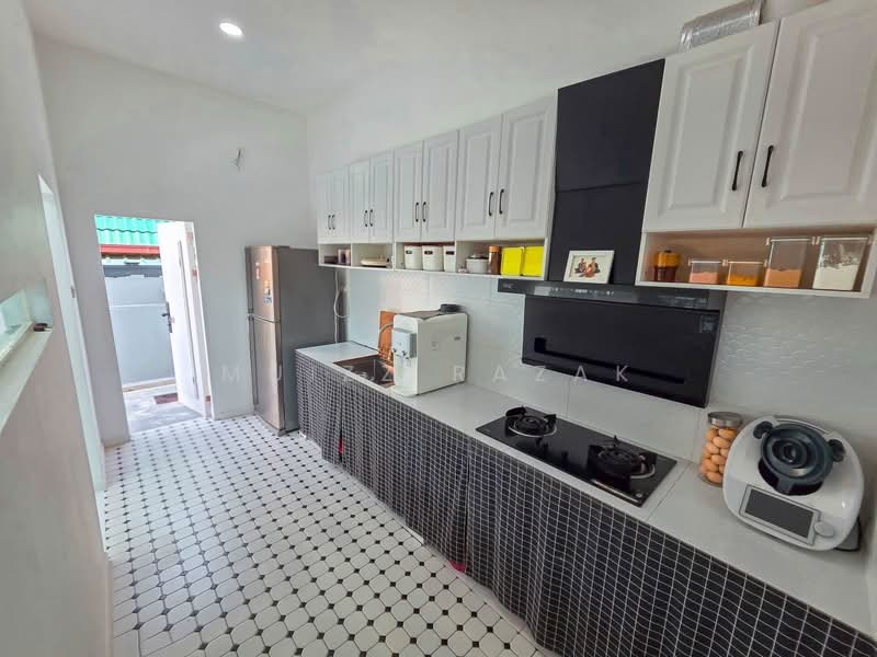 Bungalow for Sale in Rkt Sungai Merab (Dengkil) - Muizz Razak - PropertyGuru.com.my
