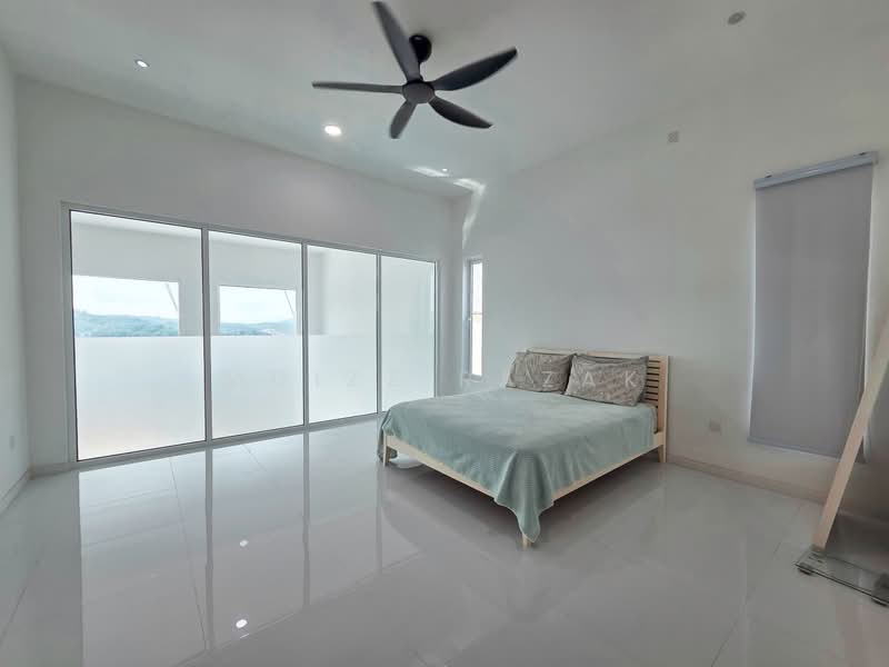 Bungalow for Sale in Rkt Sungai Merab (Dengkil) - Muizz Razak - PropertyGuru.com.my