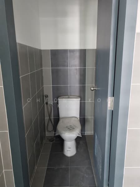 Office for Rent in Bandar Seri Putra (Bangi) - Cheong Kok Koo - Bathroom - PropertyGuru.com.my