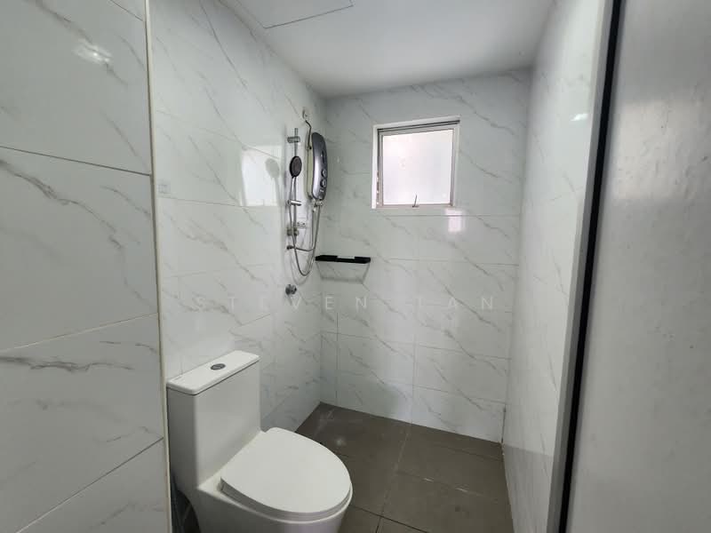 Kondominium untuk Disewa di Kinrara Mas - Steven Tan - Bathroom - PropertyGuru.com.my