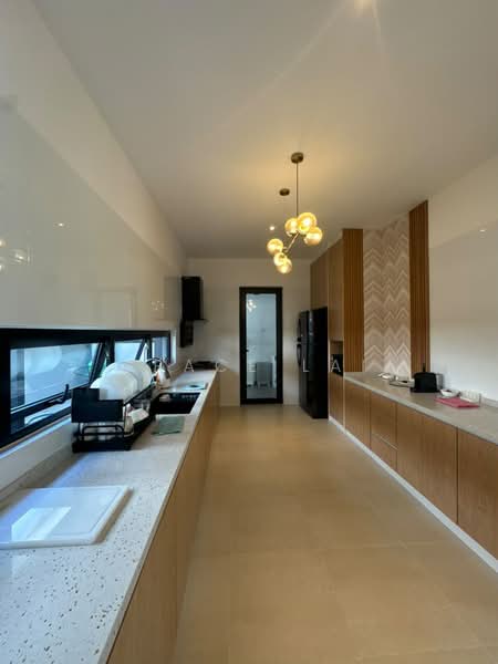 Link Bungalow for Sale in Banting (Selangor) - Grace Lai - Kitchen - PropertyGuru.com.my
