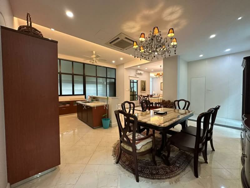 Bungalow House untuk Disewa di Batu Ferringhi (Penang) - Xinnee . - Dining Room - PropertyGuru.com.my