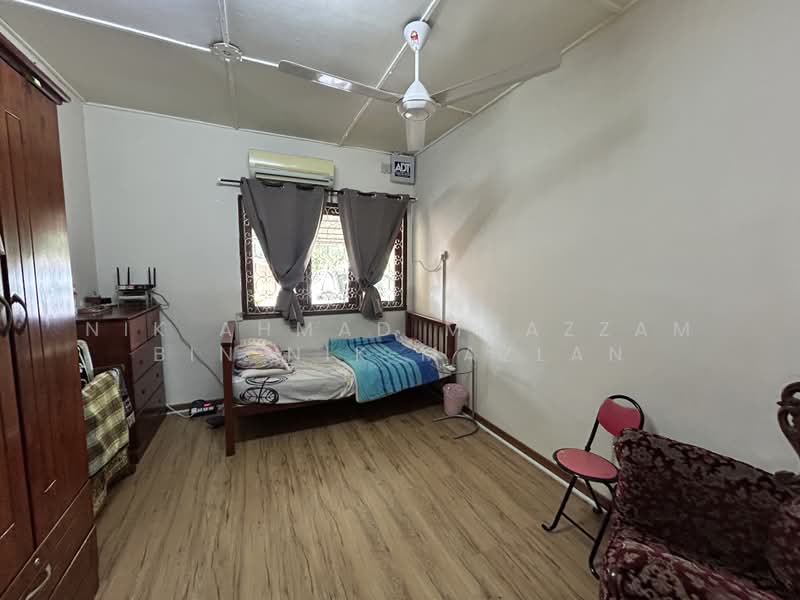 Rumah Banglo untuk Dijual di SS1 (Petaling Jaya) - Nik Ahmad Muazzam Bin Nik Mazlan - Bedroom - PropertyGuru.com.my