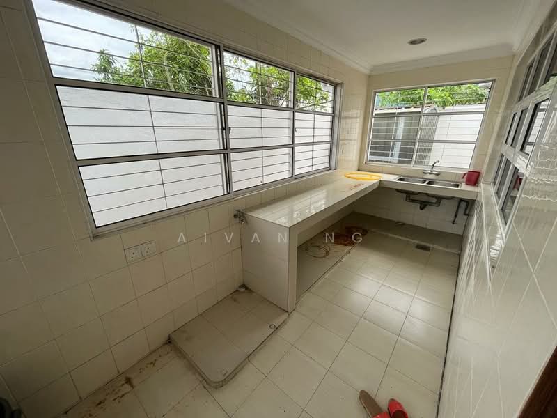 Bungalow House untuk Dijual di Bukit Damansara (Damansara Heights) - Aivan Ng - Kitchen - PropertyGuru.com.my