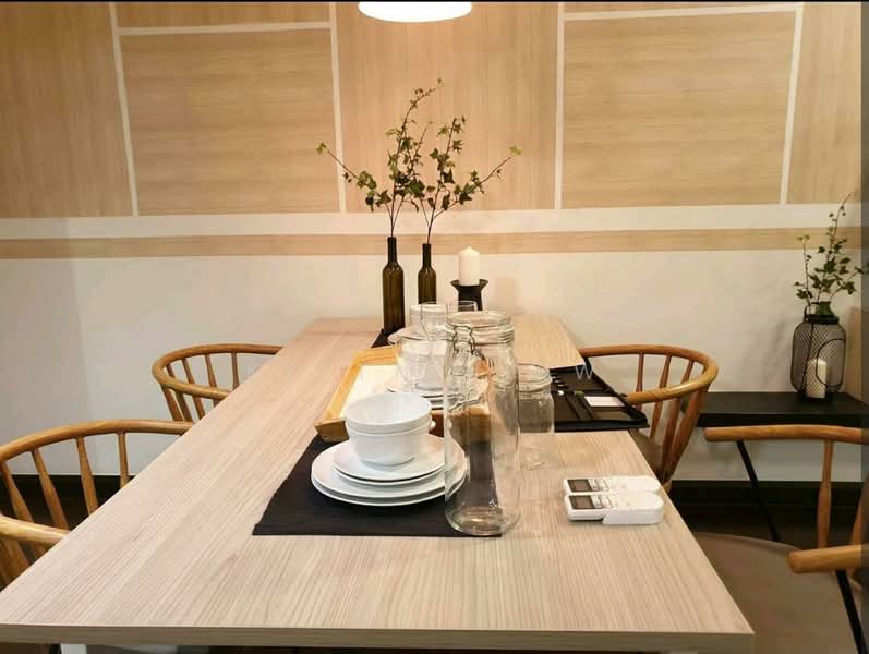 Pangsapuri untuk Disewa di V Residence Suites @ Sunway Velocity - Keith Liew - Dining Room - PropertyGuru.com.my
