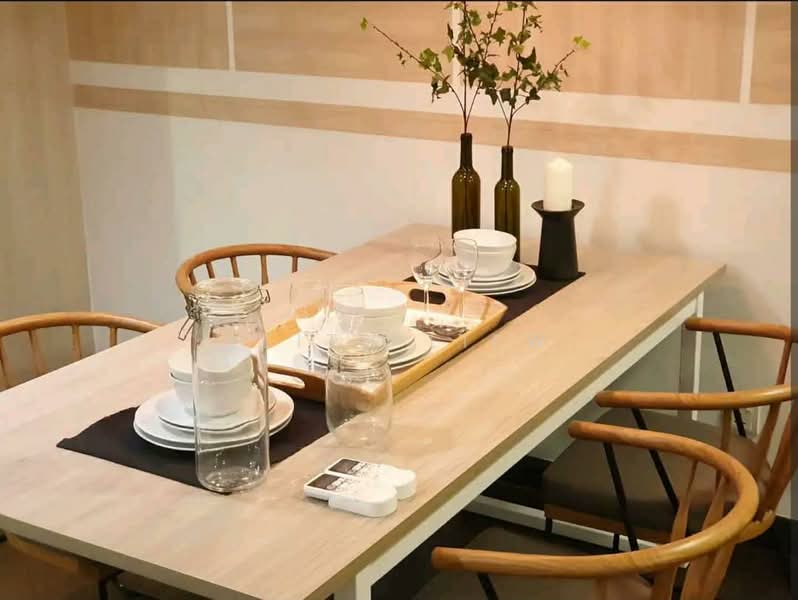 Pangsapuri untuk Disewa di V Residence Suites @ Sunway Velocity - Keith Liew - Dining Room - PropertyGuru.com.my