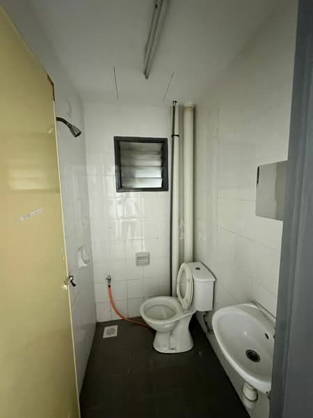 Apartment for Rent at Pangsapuri Akasia (Bandar Botanic) - Yogesvaran Poovan - PropertyGuru.com.my