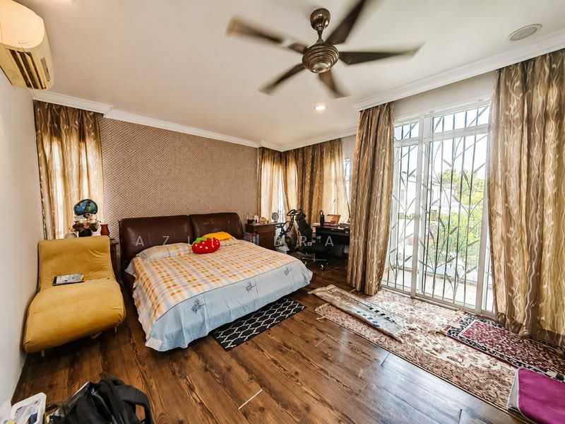 Rumah Banglo untuk Dijual di Desa Pinggiran Putra (Dengkil) - Azli Ibrahim - Bedroom - PropertyGuru.com.my