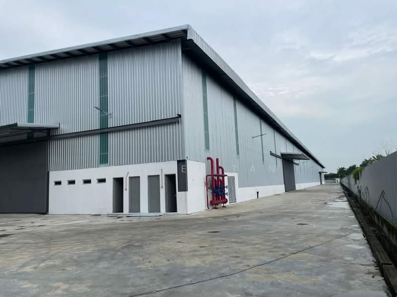 Kilang untuk Dijual di Telok Panglima Garang (Selangor) - Steven Tan - Exterior - PropertyGuru.com.my
