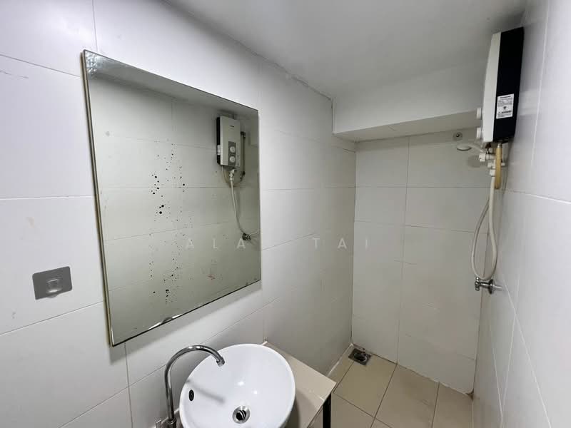 Service Residence for Rent at Colonial @ Empire City - Alan Tai - Bathroom - PropertyGuru.com.my