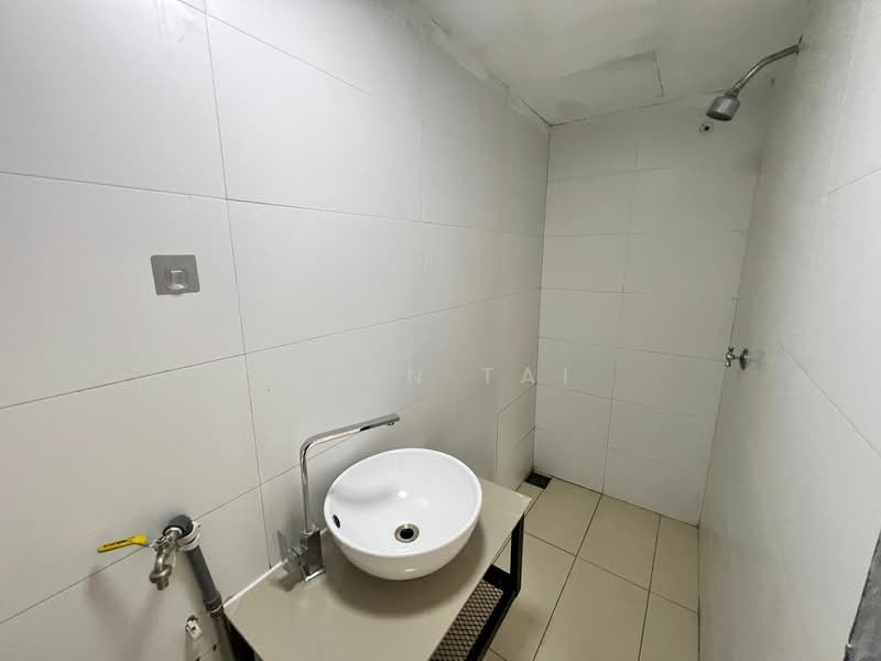 Service Residence for Rent at Colonial @ Empire City - Alan Tai - Bathroom - PropertyGuru.com.my
