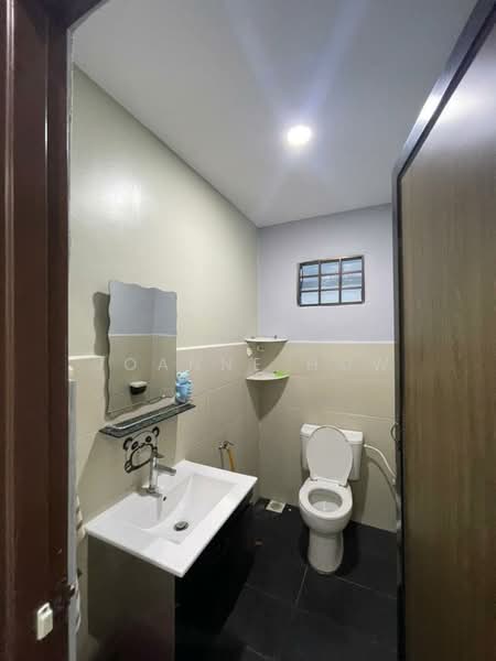 2-storey Terraced House for Rent in Taman Angkasa Nuri (Durian Tunggal) - Joanne How - Bathroom - PropertyGuru.com.my