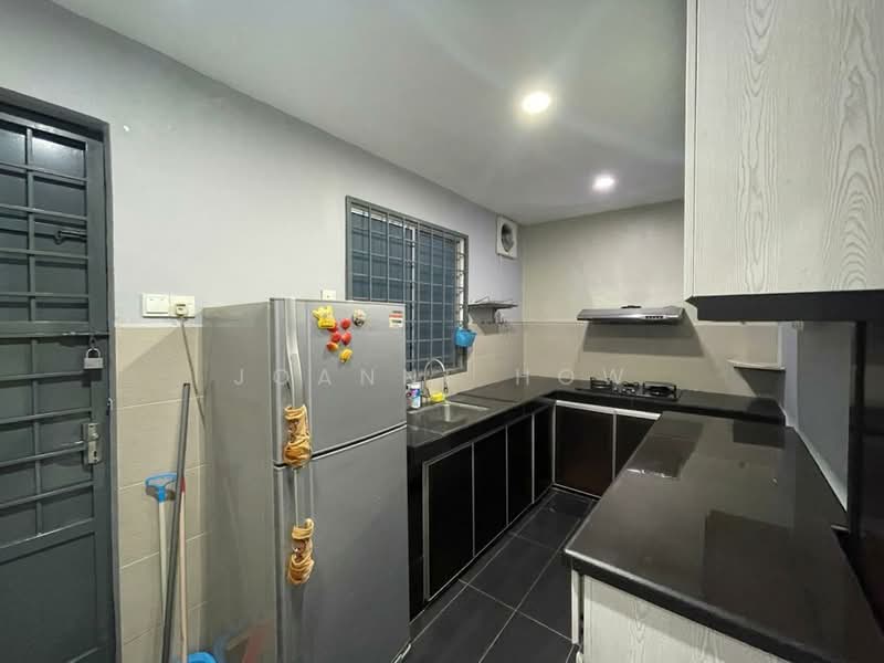 2-storey Terraced House for Rent in Taman Angkasa Nuri (Durian Tunggal) - Joanne How - Kitchen - PropertyGuru.com.my