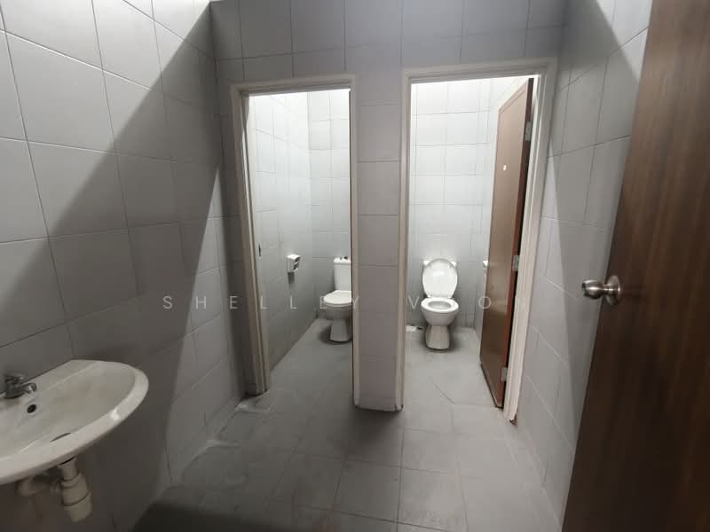 Commercial Semi-D for Rent in Juru (Penang) - Shelley Voon - Bathroom - PropertyGuru.com.my