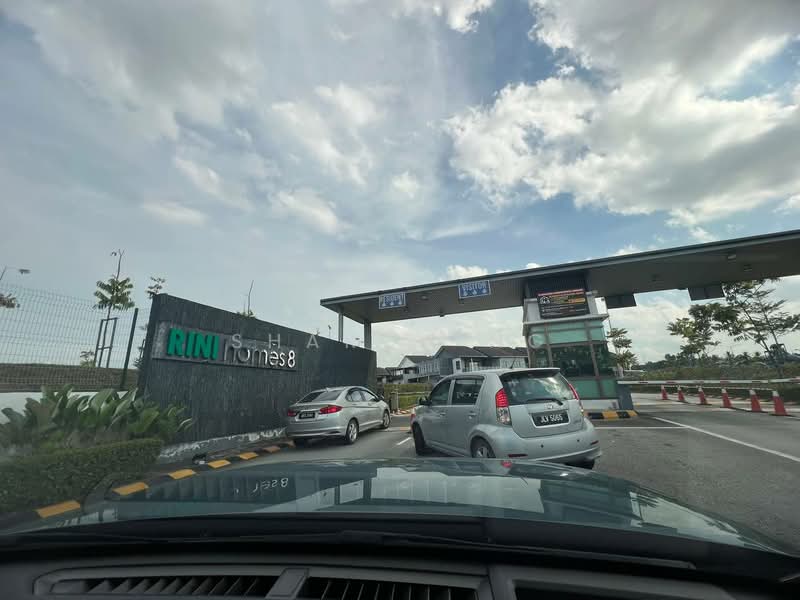 Rumah Teres 2 Tingkat untuk Dijual di Taman Mutiara Rini (Skudai) - Sharon Ng - Exterior - PropertyGuru.com.my