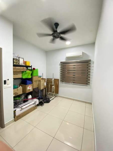 Kondominium untuk Dijual di Oasis 2 Residence - PY Teo - Interior - PropertyGuru.com.my