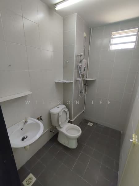 Rumah Teres 2 Tingkat untuk Disewa di Taman Kota Permai (Bukit Mertajam) - Willson Lee - Bathroom - PropertyGuru.com.my