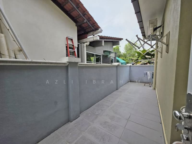 Rumah Berkembar untuk Dijual di Bandar Seri Putra (Bangi) - Azli Ibrahim - Exterior - PropertyGuru.com.my