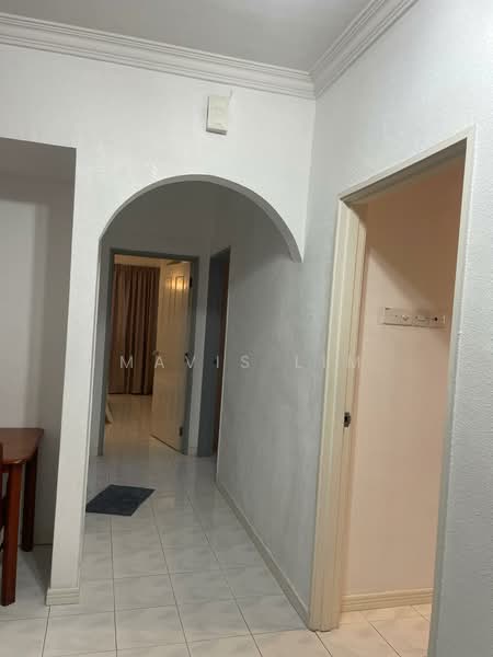 Kondominium untuk Disewa di Marina Bay Condominium - Mavis Lim - Corridor - PropertyGuru.com.my