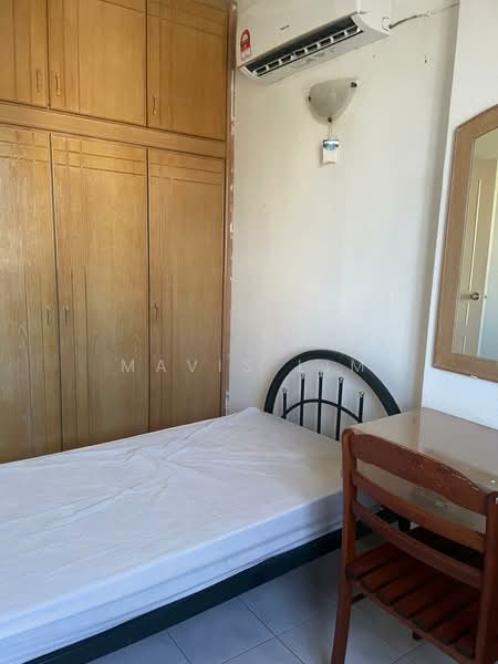 Kondominium untuk Disewa di Marina Bay Condominium - Mavis Lim - Bedroom - PropertyGuru.com.my