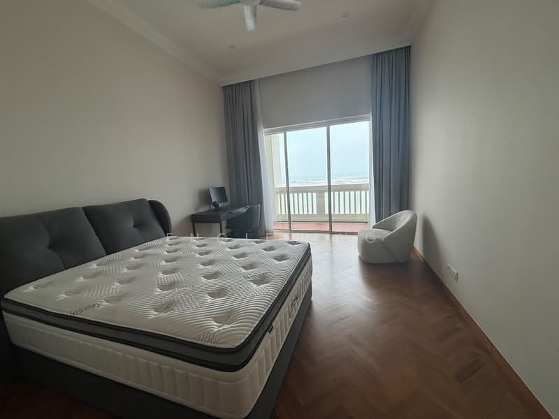 Service Residence for Rent at Straits Quay (The Suites at Waterside) - Engie Ong - Bedroom - PropertyGuru.com.my