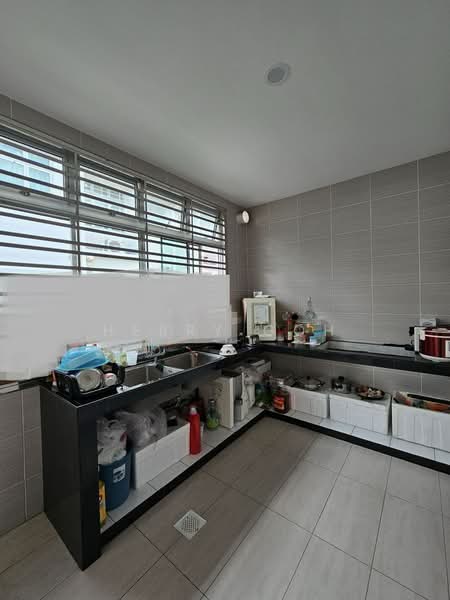 2-storey Terraced House for Rent in Taman Sutera Utama (Skudai) - Herry Goh - Kitchen - PropertyGuru.com.my