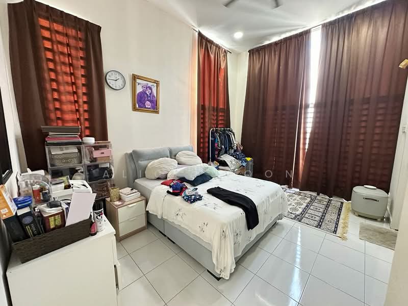 2.5-storey Terraced House for Sale in Masai (Johor) - Alicia Voon - Bedroom - PropertyGuru.com.my