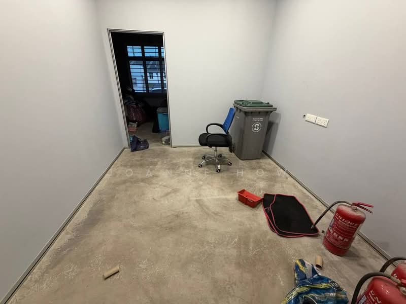 Shop for Rent in Taman Angkasa Nuri (Durian Tunggal) - Joanne How - Interior - PropertyGuru.com.my