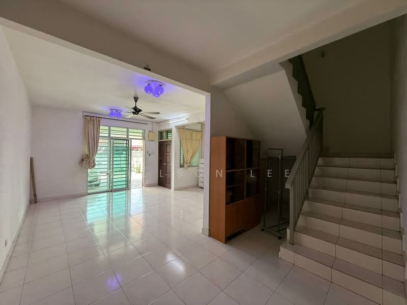 2-storey Terraced House for Rent in Taman Limbungan Indah (Butterworth) - Willson Lee - Living Room - PropertyGuru.com.my
