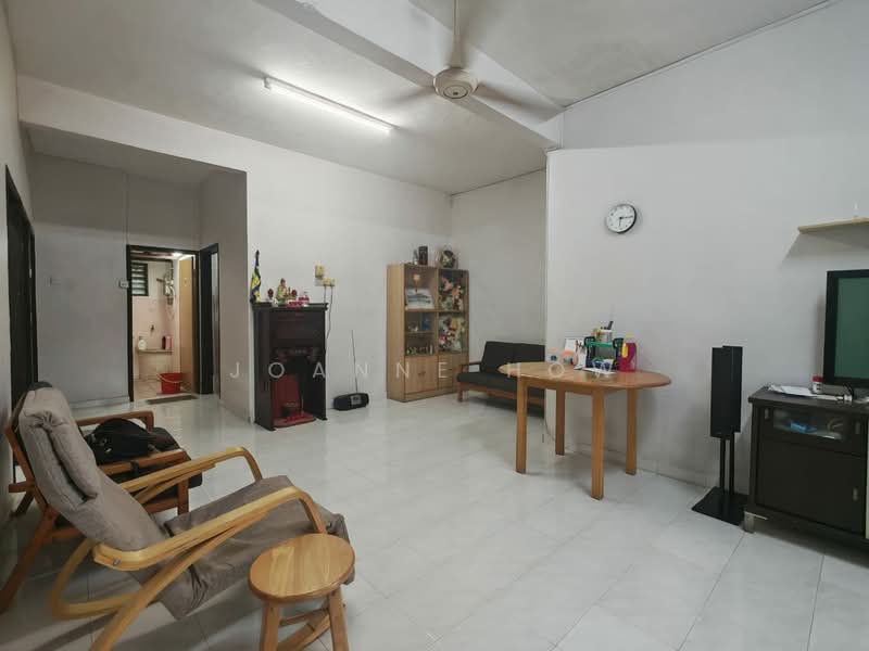 Pangsapuri untuk Dijual di Pangsapuri Durian Daun - Joanne How - Living Room - PropertyGuru.com.my