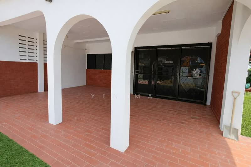 Semi-Detached House for Sale in Taman Kolam Air (Johor Bahru) - Yen Ma - PropertyGuru.com.my