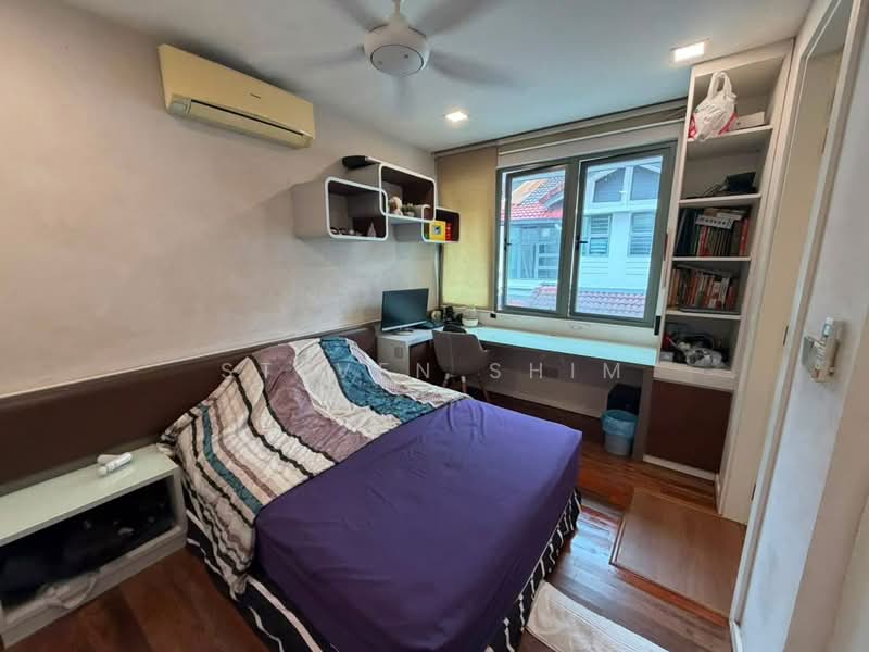 Semi-Detached House for Sale in Taman Seri Bukit Segambut (Batu) - Steven Shim - Bedroom - PropertyGuru.com.my