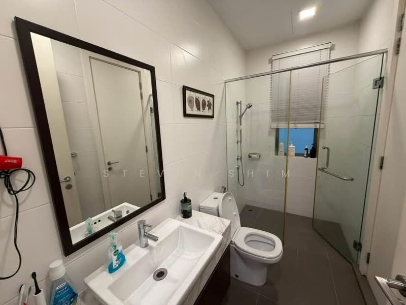 Semi-Detached House for Sale in Taman Seri Bukit Segambut (Batu) - Steven Shim - Bathroom - PropertyGuru.com.my