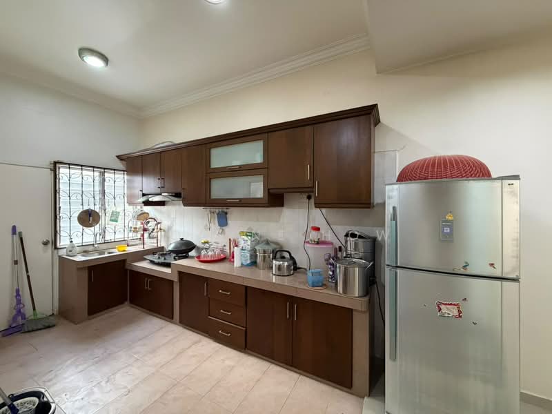 Rumah Teres 2 Tingkat untuk Dijual di Taman Semabok Perdana (Semabok) - Joanne How - Kitchen - PropertyGuru.com.my