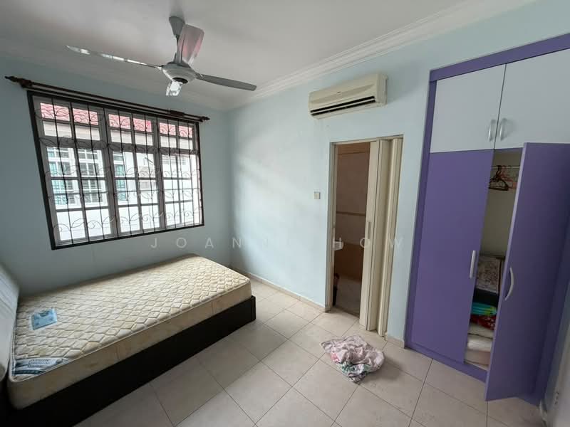 Rumah Teres 2 Tingkat untuk Dijual di Taman Semabok Perdana (Semabok) - Joanne How - Bedroom - PropertyGuru.com.my
