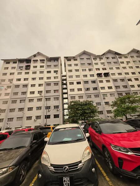 Rumah Flat untuk Dijual di Pangsapuri Mawar (Bandar Baru Klang) - Camie Hoo - Exterior - PropertyGuru.com.my
