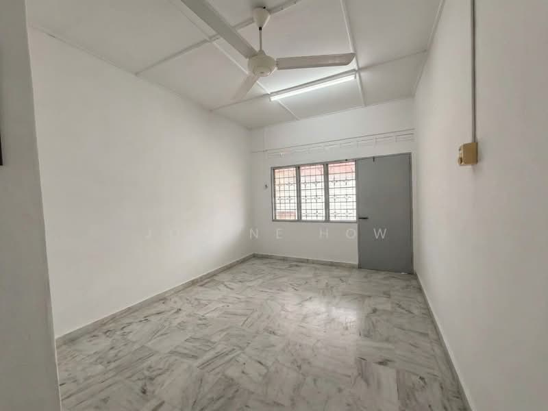 Shop for Sale in Taman Asean (Balai Panjang) - Joanne How - Interior - PropertyGuru.com.my
