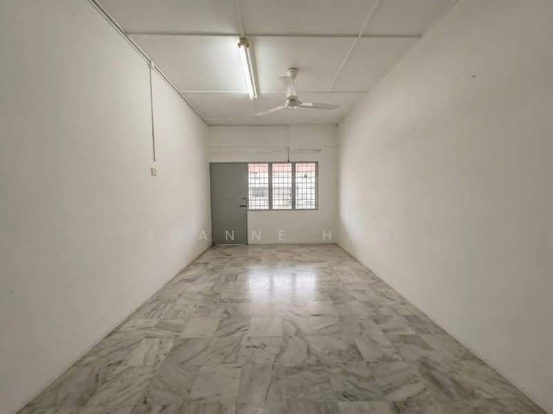 Shop for Sale in Taman Asean (Balai Panjang) - Joanne How - Interior - PropertyGuru.com.my