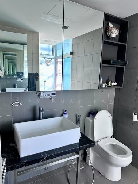 Service Residence for Sale at Verve Suites KL South - Lay Huat Tan - Bathroom - PropertyGuru.com.my
