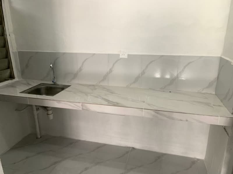 Apartment for Sale at Apartment Harmoni - Gary Sie - Kitchen - PropertyGuru.com.my