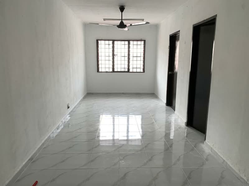 Apartment for Sale at Apartment Harmoni - Gary Sie - Living Room - PropertyGuru.com.my