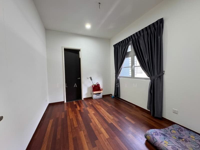 Rumah Kluster untuk Dijual di Taman Ekoflora (Johor Bahru) - Elaine Sim - Bedroom - PropertyGuru.com.my