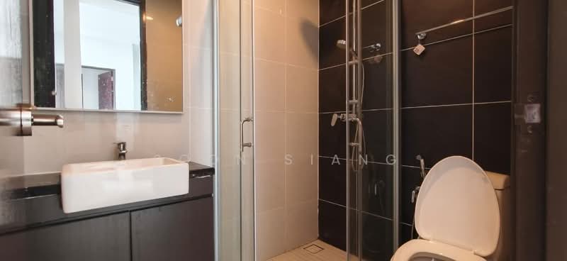 Kondominium untuk Disewa di Kings Bay @ Country Garden Danga Bay - Soon Siang - Bathroom - PropertyGuru.com.my