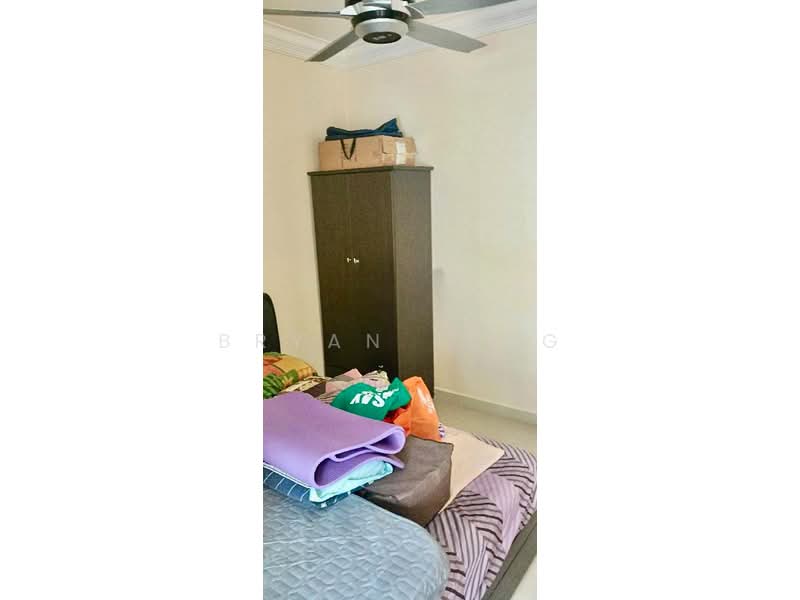 Pangsapuri untuk Dijual di Relau Vista Apartment - Bryan Teng - Bedroom - PropertyGuru.com.my