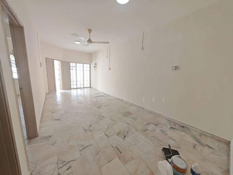 Rumah Teres 1 Tingkat untuk Dijual di Taman Skudai Baru (Skudai) - Bernice Tee - Living Room - PropertyGuru.com.my