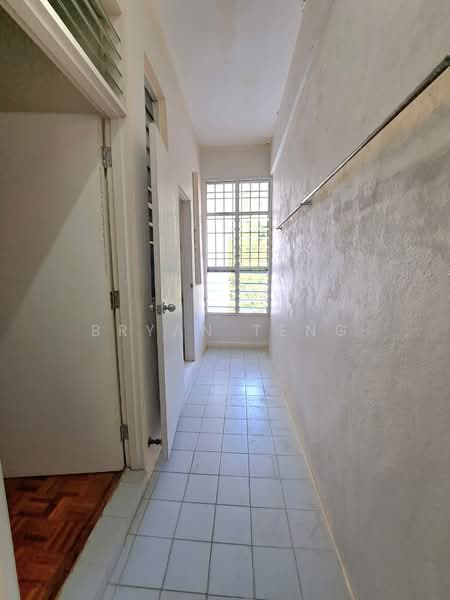 Condominium for Sale at Leader Garden - Bryan Teng - Corridor - PropertyGuru.com.my