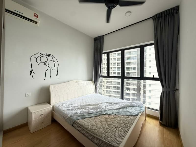 Kondominium untuk Disewa di Bay Laurel @ Country Garden Danga Bay - Edward Siow - Bedroom - PropertyGuru.com.my